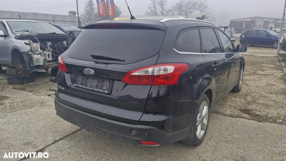 Dezmembram Ford Focus 3 an 2012 motor 1.6 benzina cod IQDB - 4