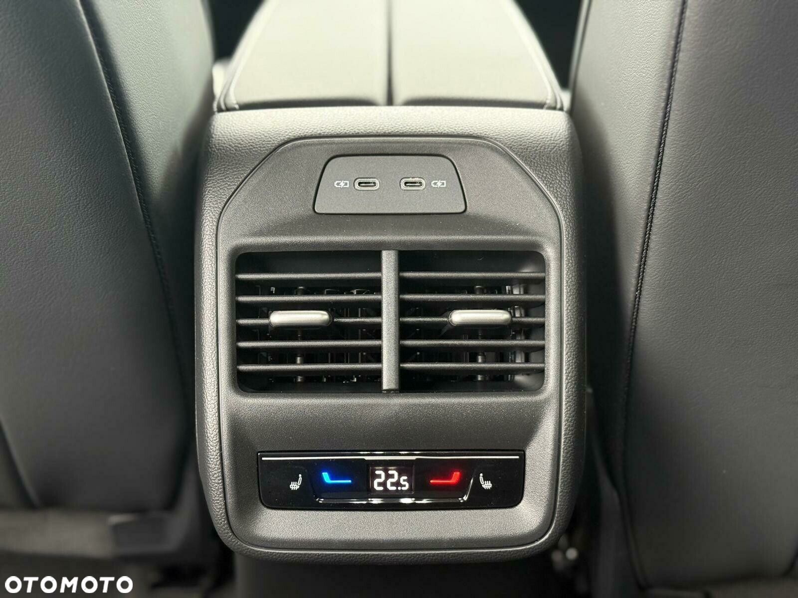 Volkswagen Passat 1.5 TSI eHybrid PHEV Elegance DSG - 34