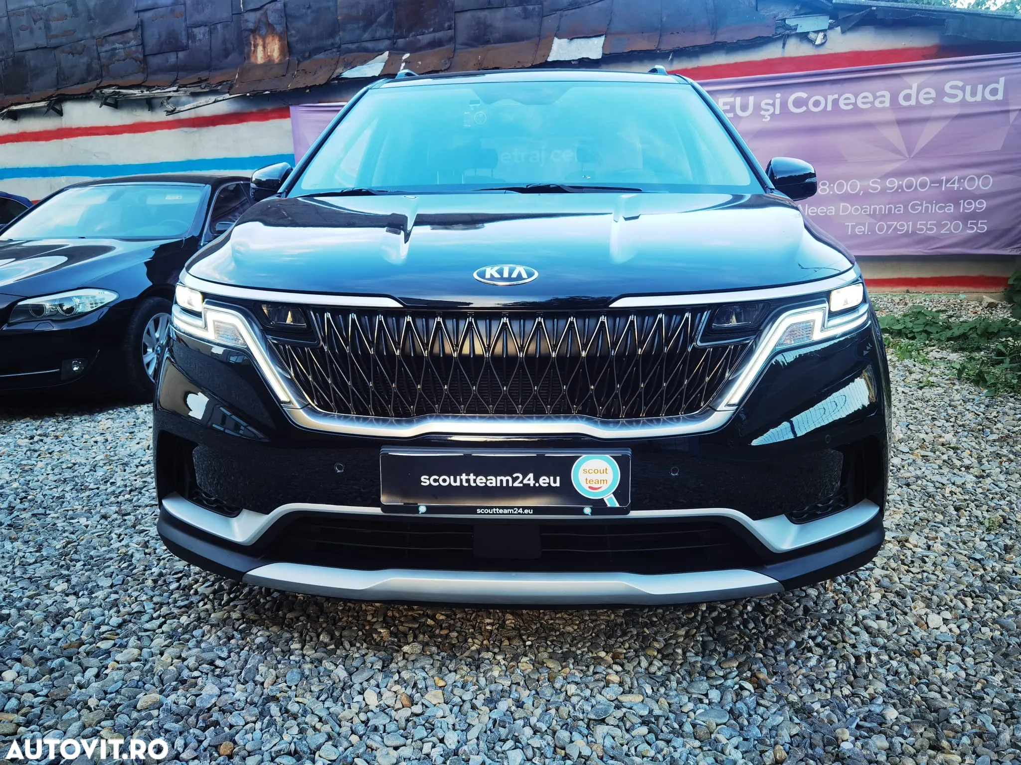 Kia Carnival - 5