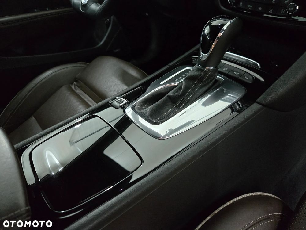 Opel Insignia 2.0 Direct Inj Trb 4x4 Ultimate Exclusive - 27