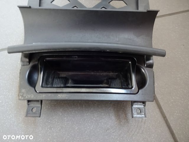 Popielniczka Audi A3 8P0 857 951 - 2