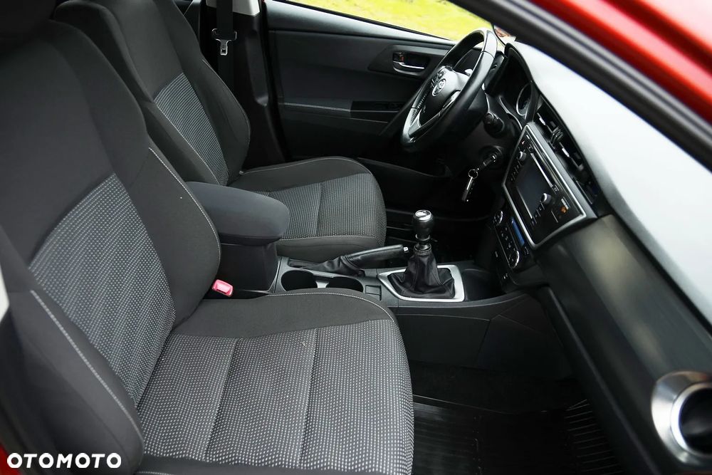 Toyota Auris - 20