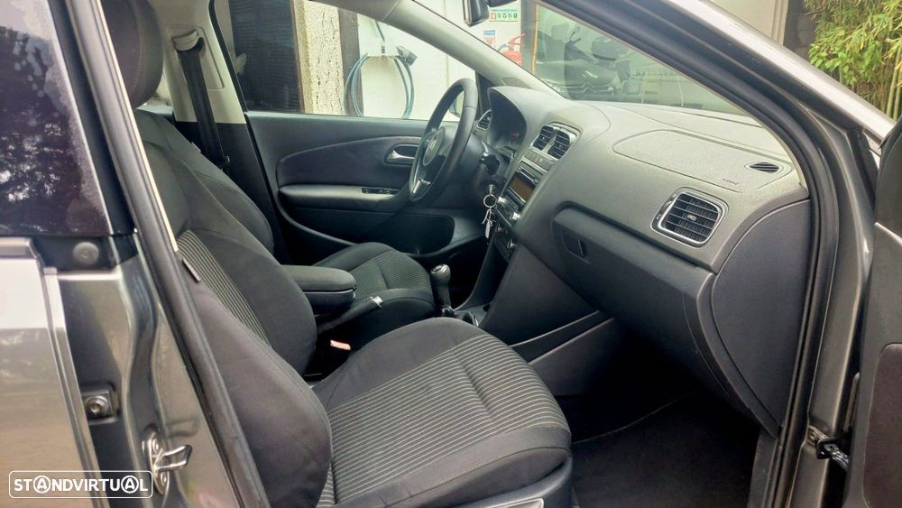 VW Polo 1.6 TDI Highline - 9