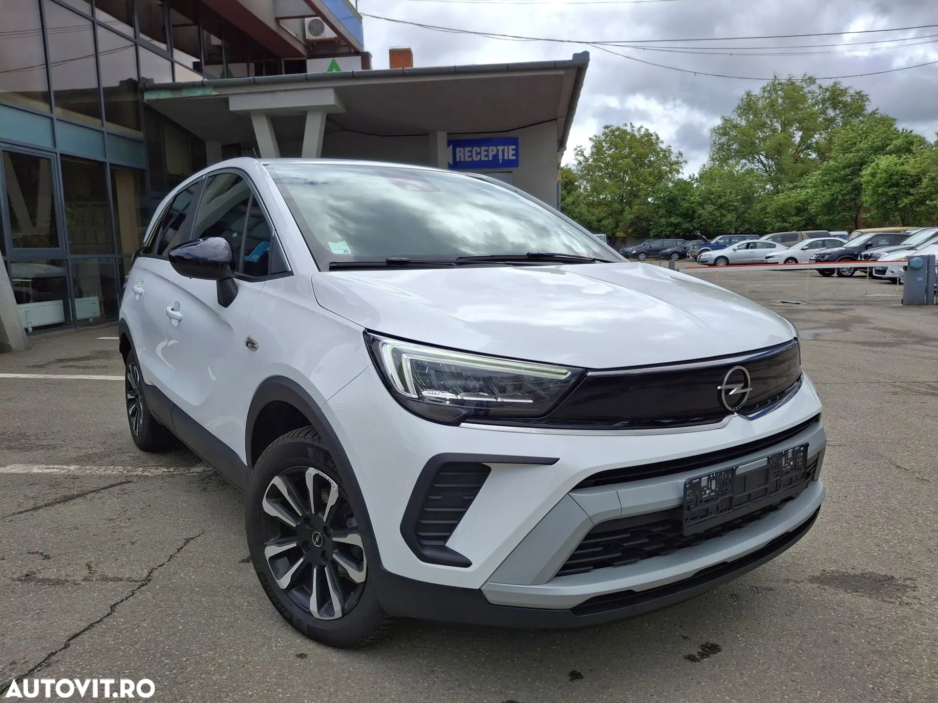 Opel Crossland 1.5 Diesel Business Elegance - 3