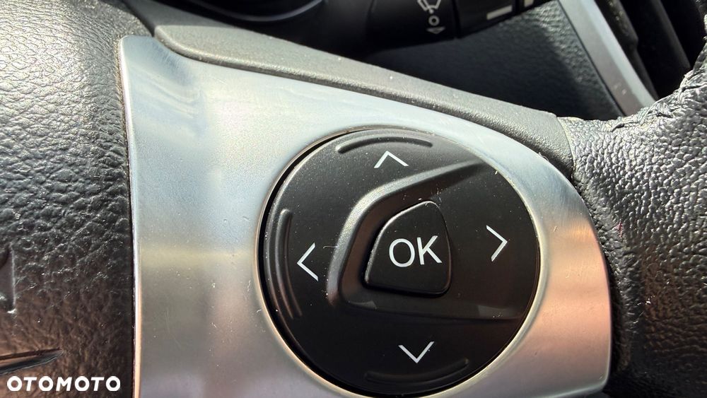 Ford C-MAX 1.6 TDCi Start-Stop-System Champions Edition - 16