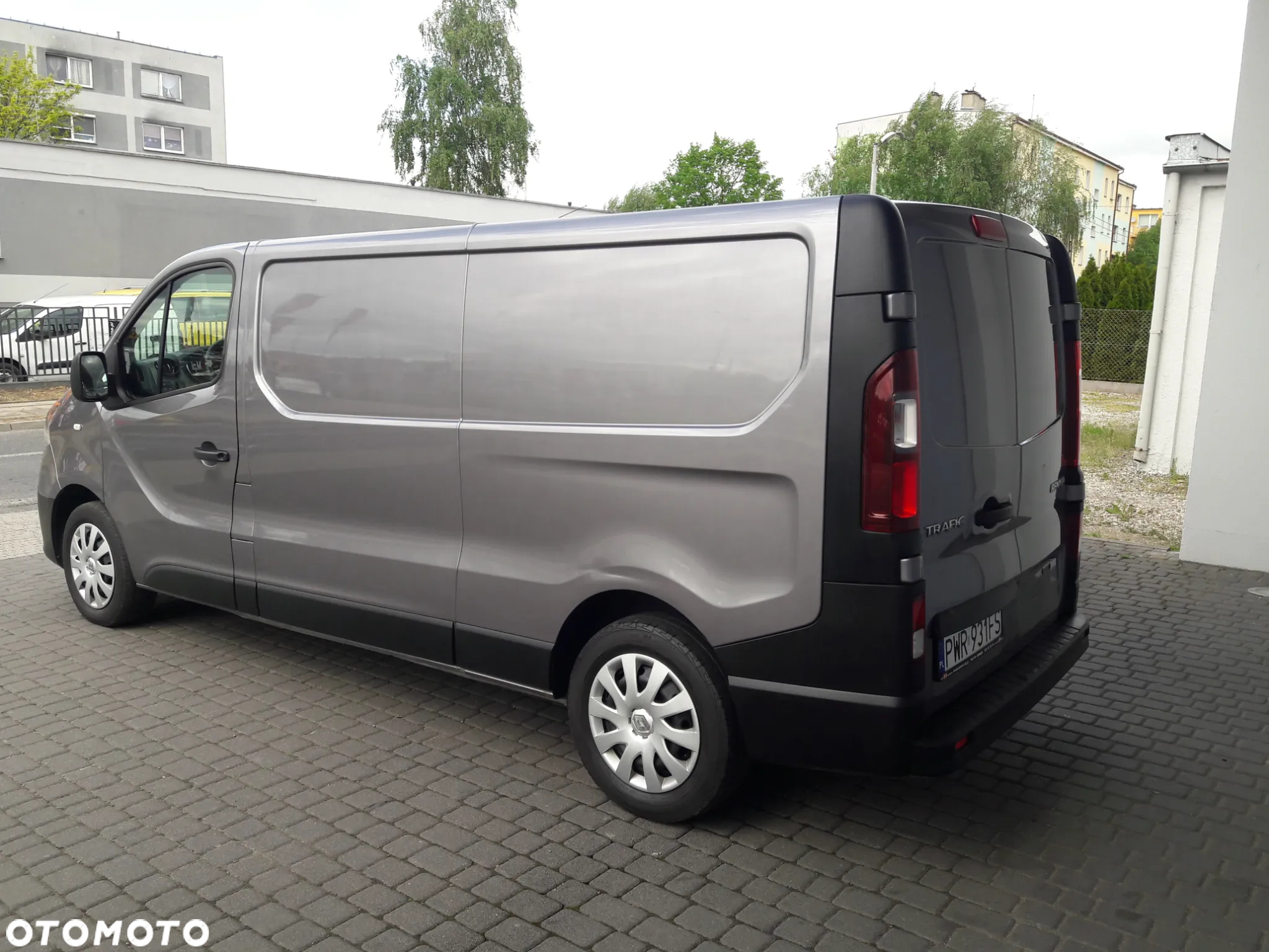 Renault TRAFIC - 4