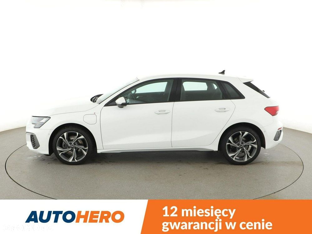Audi A3 Sportback 40 TFSIe S tronic S line - 3