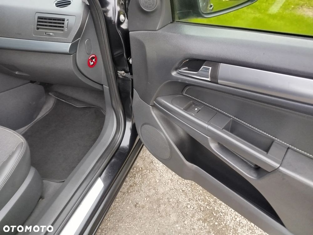Opel Astra 1.8 Cosmo - 33