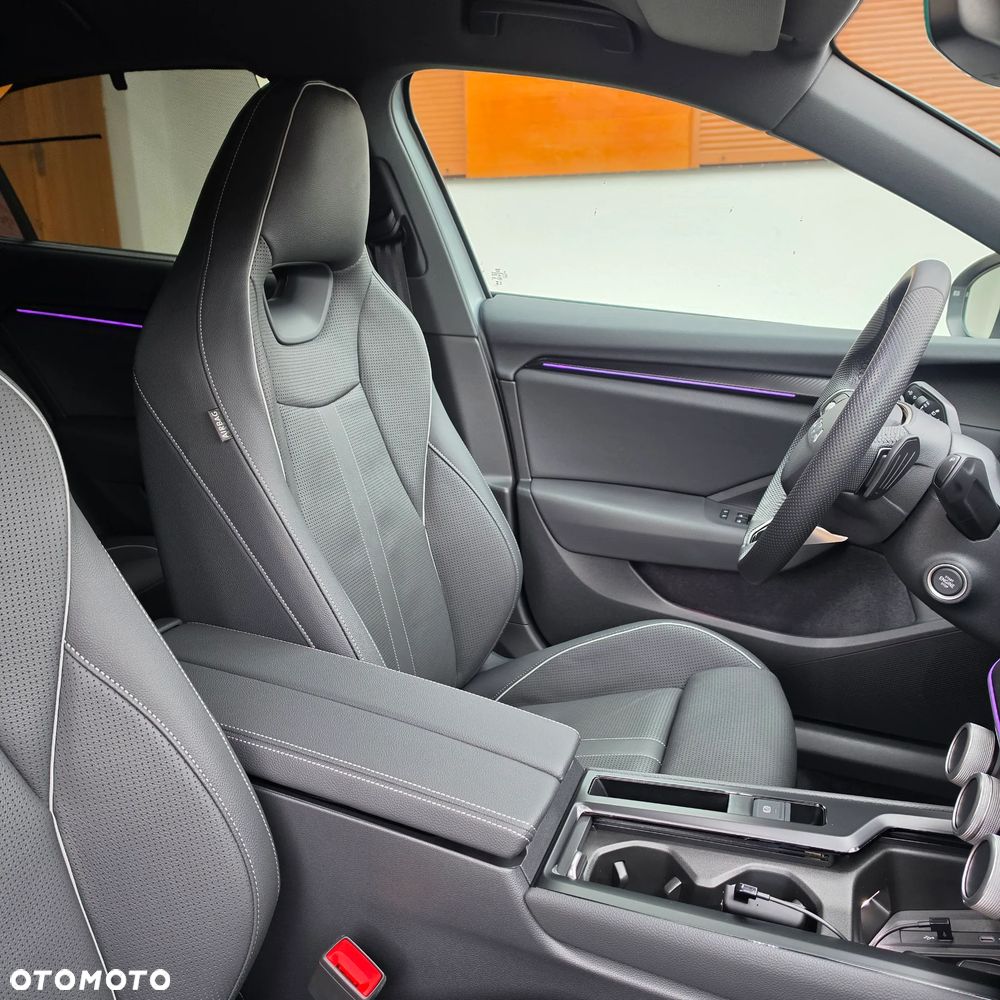 Skoda Superb 2.0 TSI 4x4 Sportline DSG - 18
