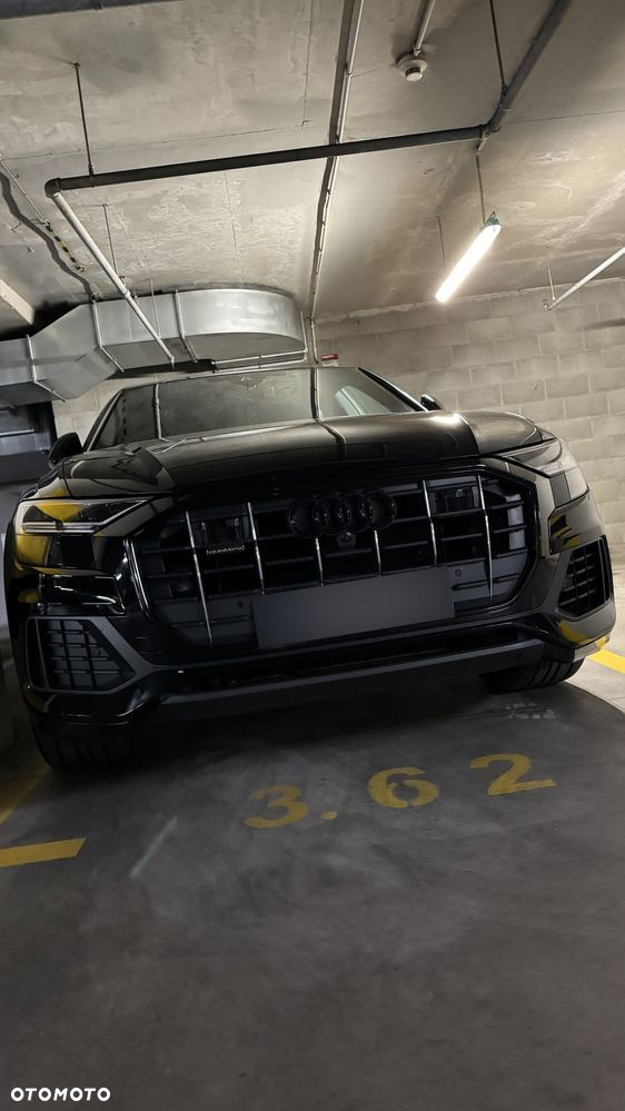 Audi Q8 - 18
