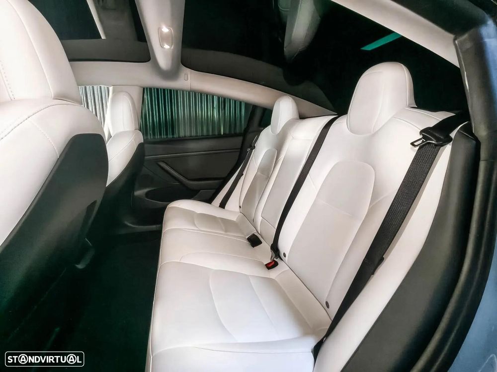 Tesla Model 3 Long Range Tração Integral - 32