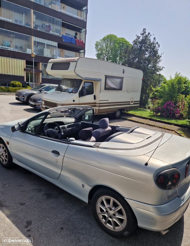 Renault Mégane Cabrio - 1