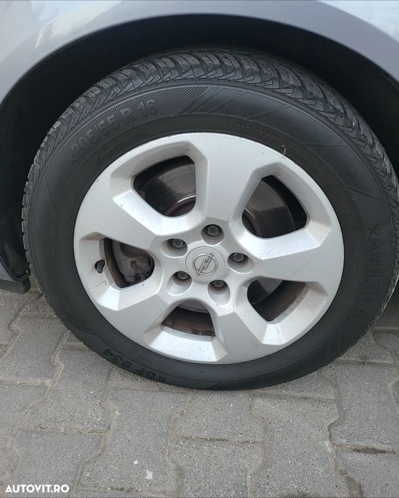 Opel Zafira 1.9 CDTI - 20