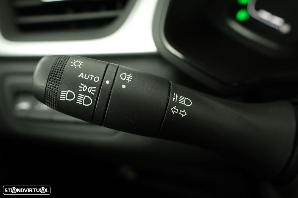 Renault Captur 1.0 TCe Techno Bi-Fuel - 17