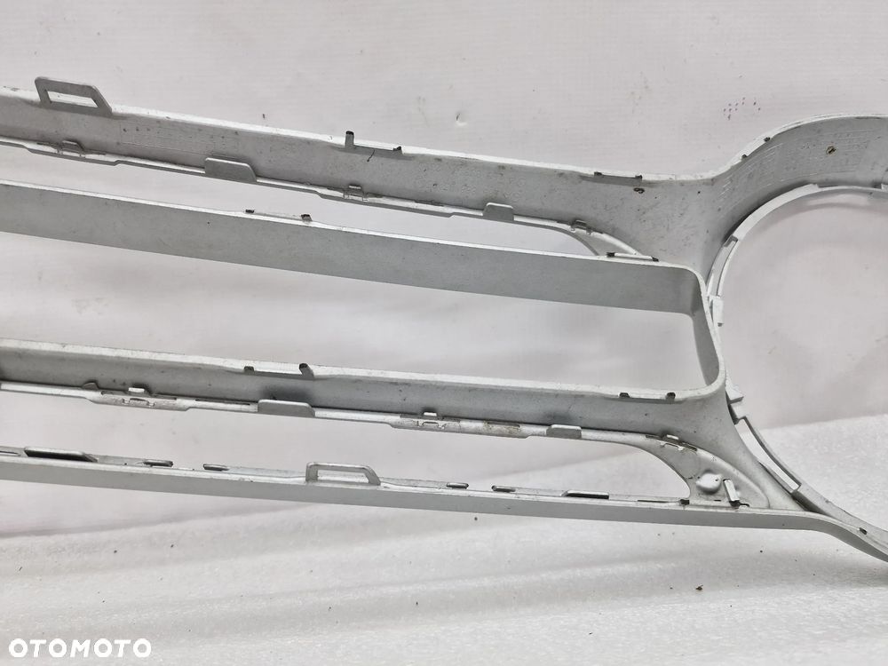 MERCEDES GLE W166 RAMKA / LISTWA ATRAPY / GRILLA PRZEDNIEGO PRZÓD , NR A1668880323 / A1668880423 , NR AUKCJI GL538 - 9