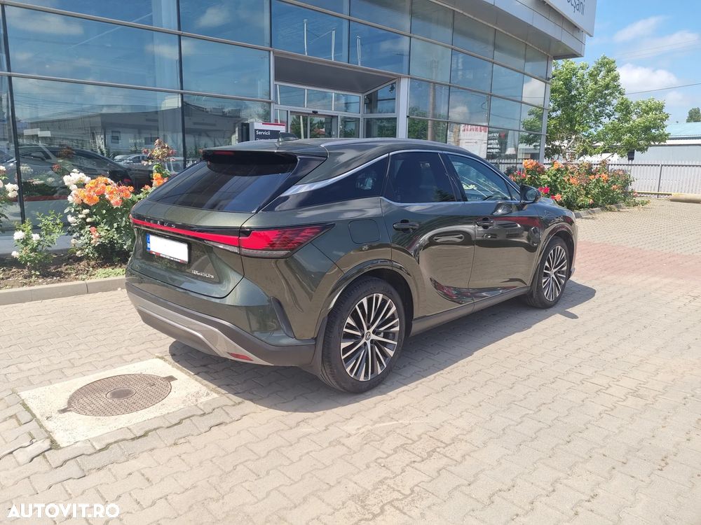 Lexus Seria RX 450h+ E-Four PHEV Luxury - 3