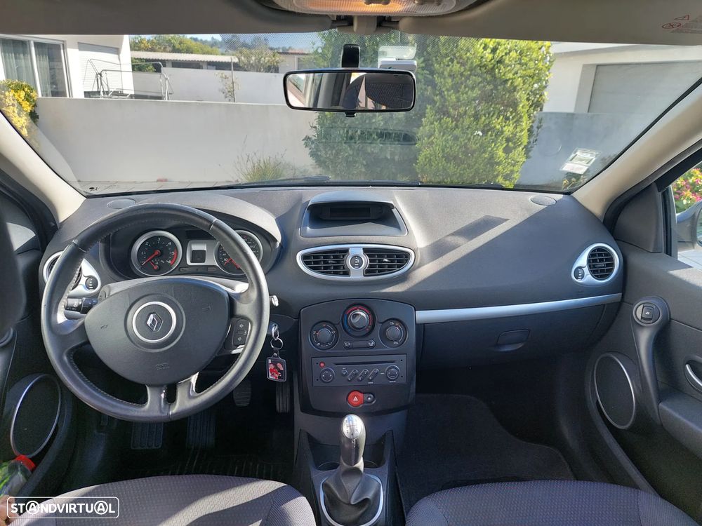 Renault Clio 1.5 dCi Dynamique - 10