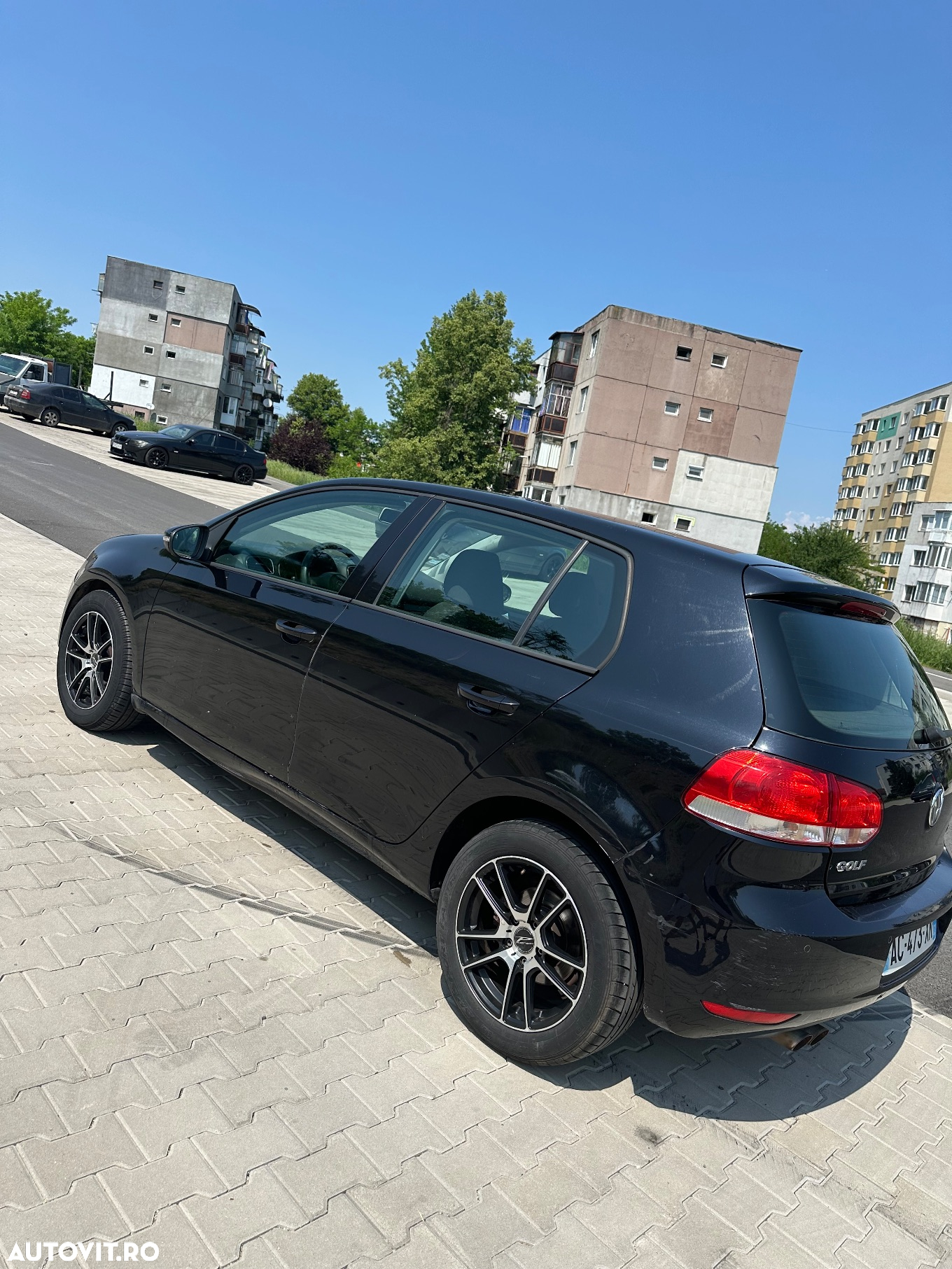 Volkswagen Golf 2.0 TDI Highline - 10