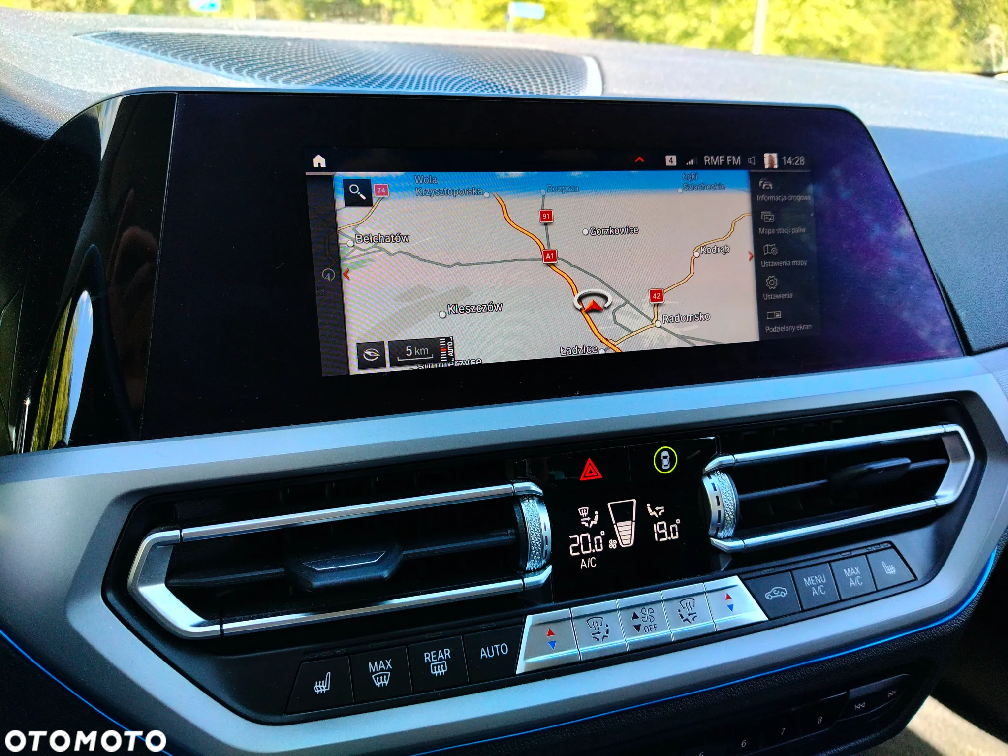 BMW Seria 3 320d Touring - 10