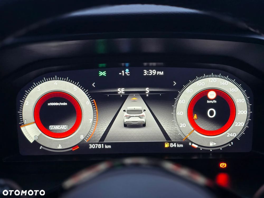 Nissan Qashqai 1.3 DIG-T SHIRO - 14