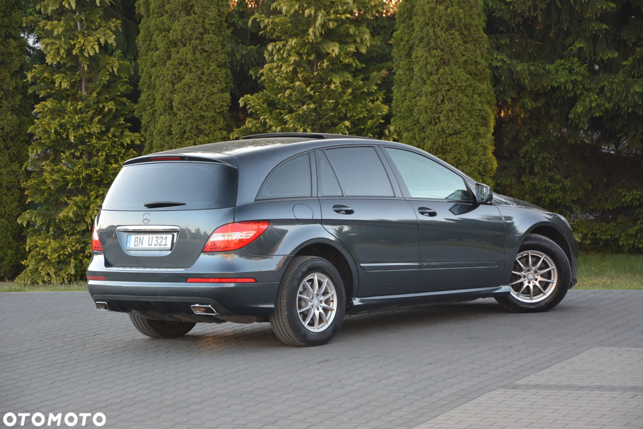 Mercedes-Benz Klasa R 300 CDI DPF BlueEFFICIENCY 7G-TRONIC - 15