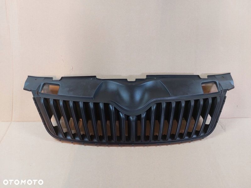SKODA FABIA II LIFT ATRAPA GRIL ZDERZAKA 5J0853668 - 1