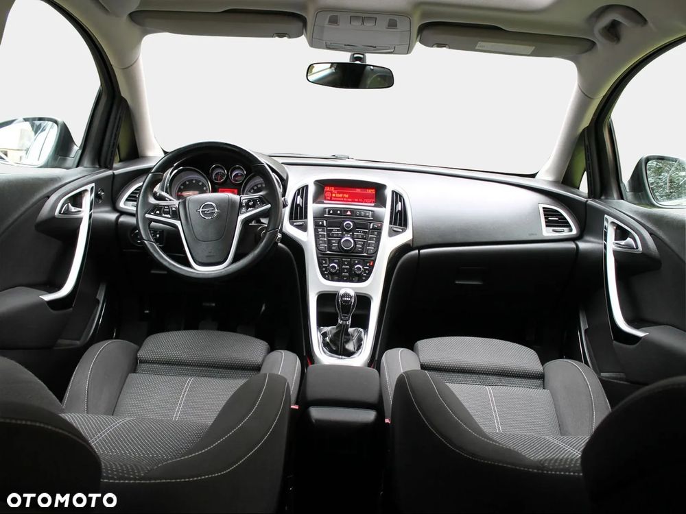 Opel Astra 1.4 Turbo Cosmo - 9