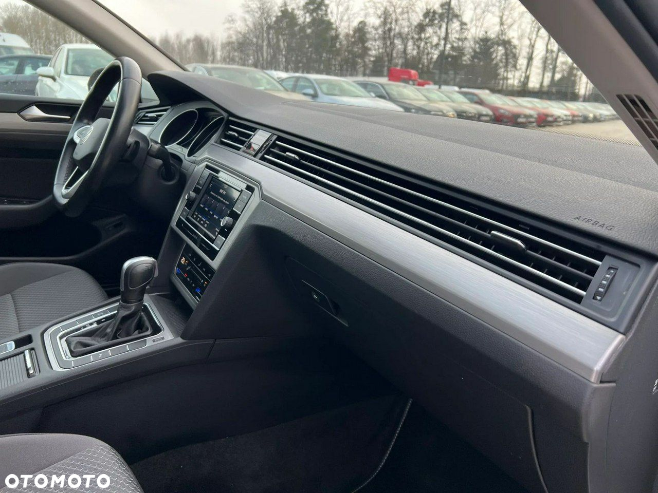 Volkswagen Passat 2.0 TDI EVO Business DSG - 31