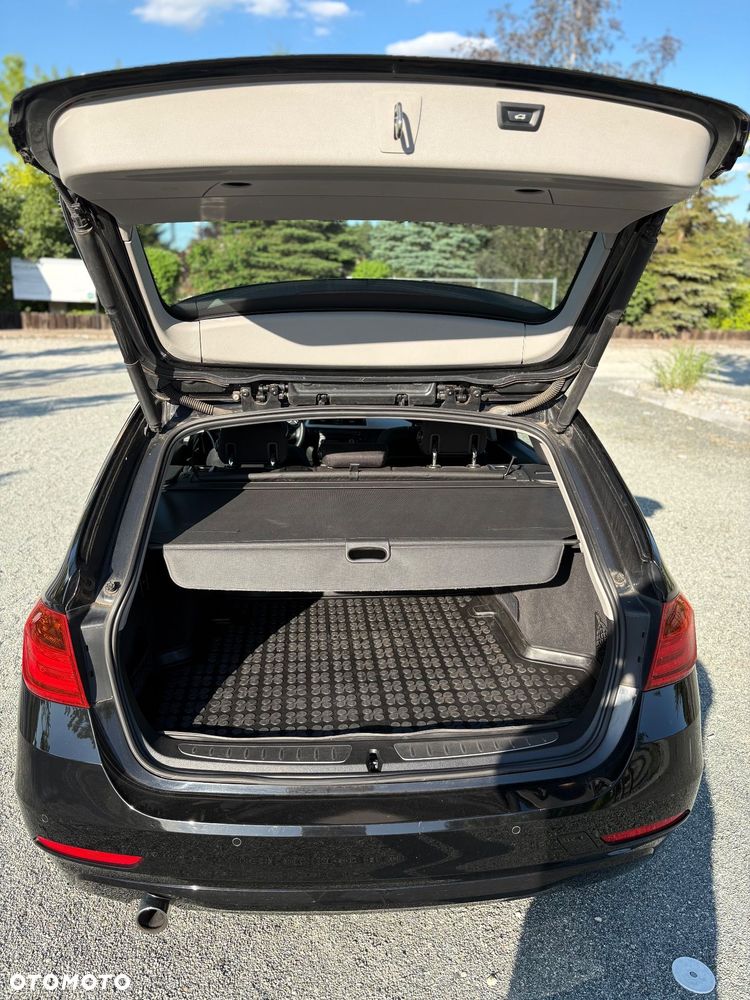 BMW Seria 3 318d - 8