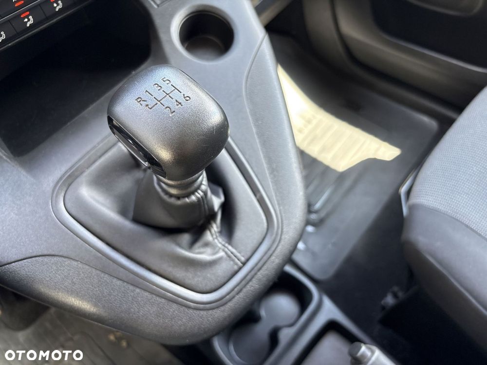 Toyota Proace City - 15