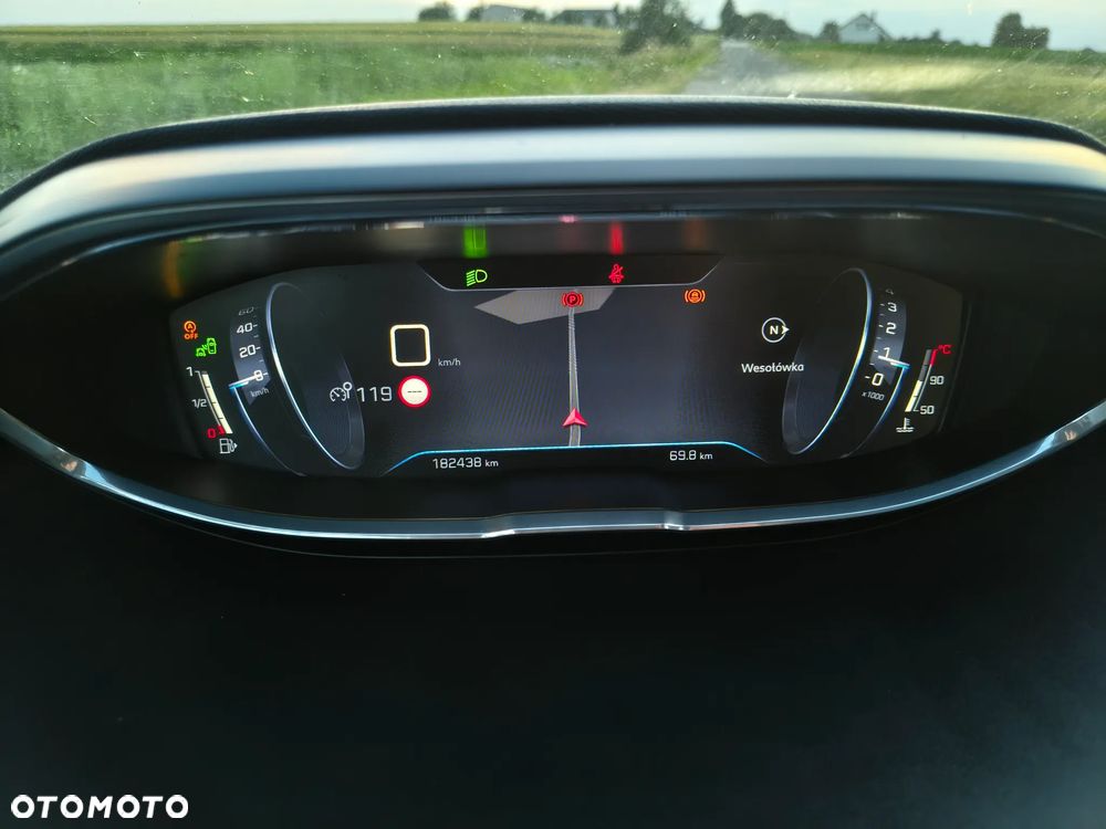 Peugeot 5008 2.0 BlueHDi Allure 7os - 9