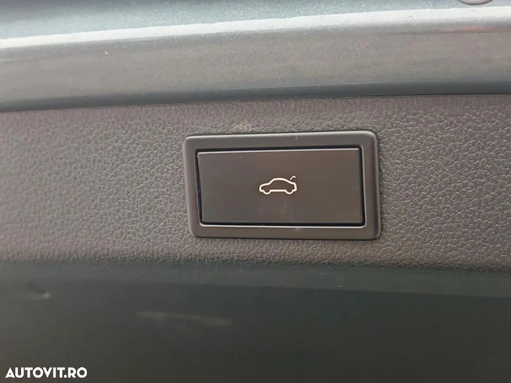 Skoda Superb Combi 1.6 TDI DSG Active - 32