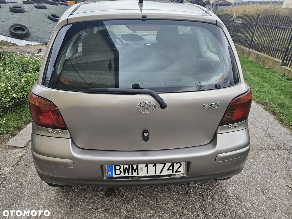 Toyota Yaris - 3