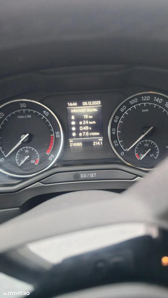 Skoda Superb 1.6 TDI DSG Style - 22