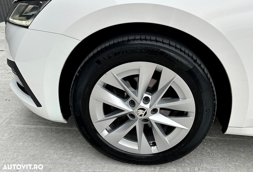 SKODA Octavia 2023 — imagine 15
