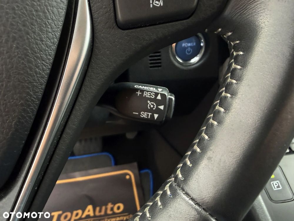 Toyota Auris - 25