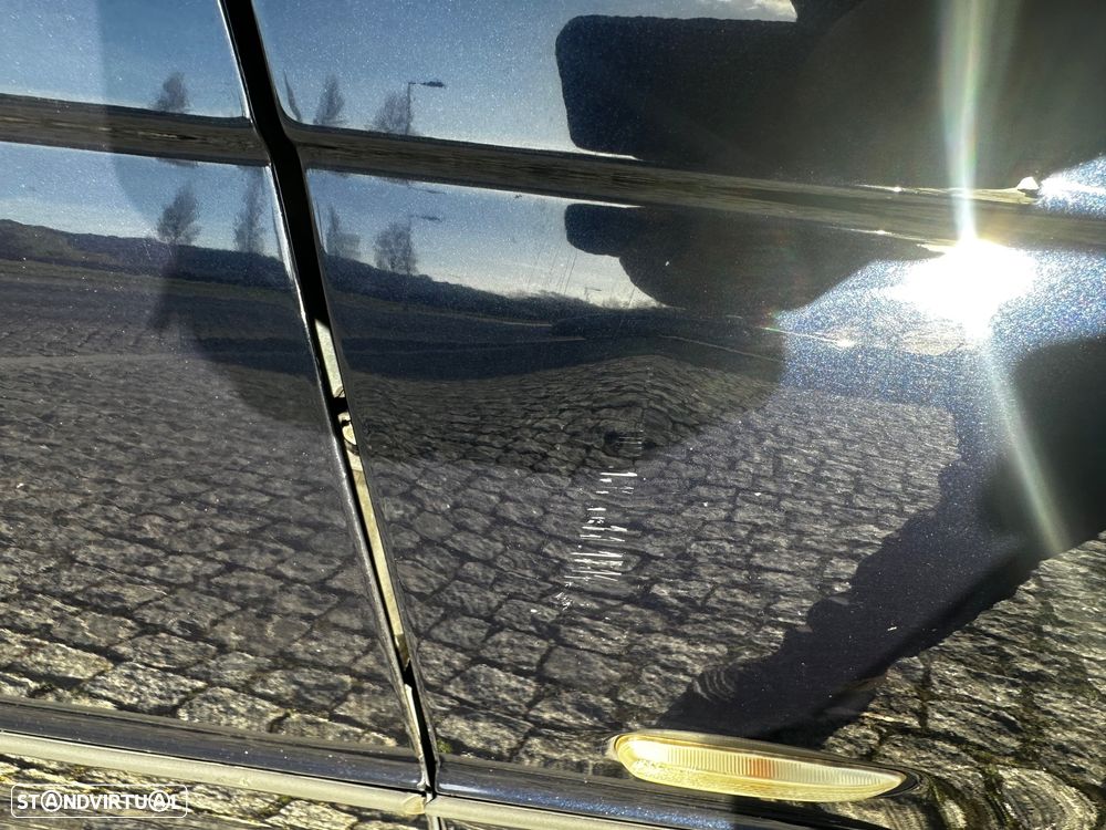 BMW 320 d Touring - 12