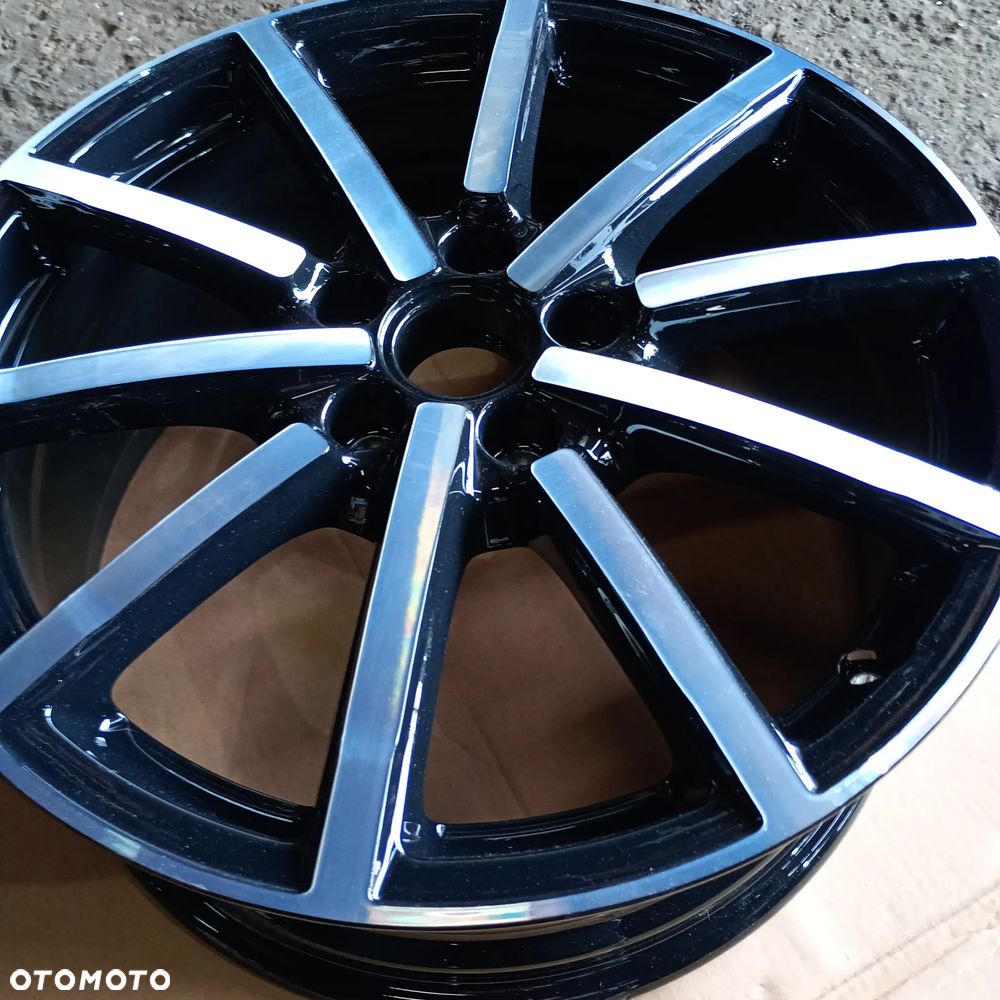 Felgi Audi A3 8V 18" - 6