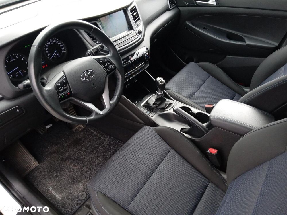 Hyundai Tucson - 12