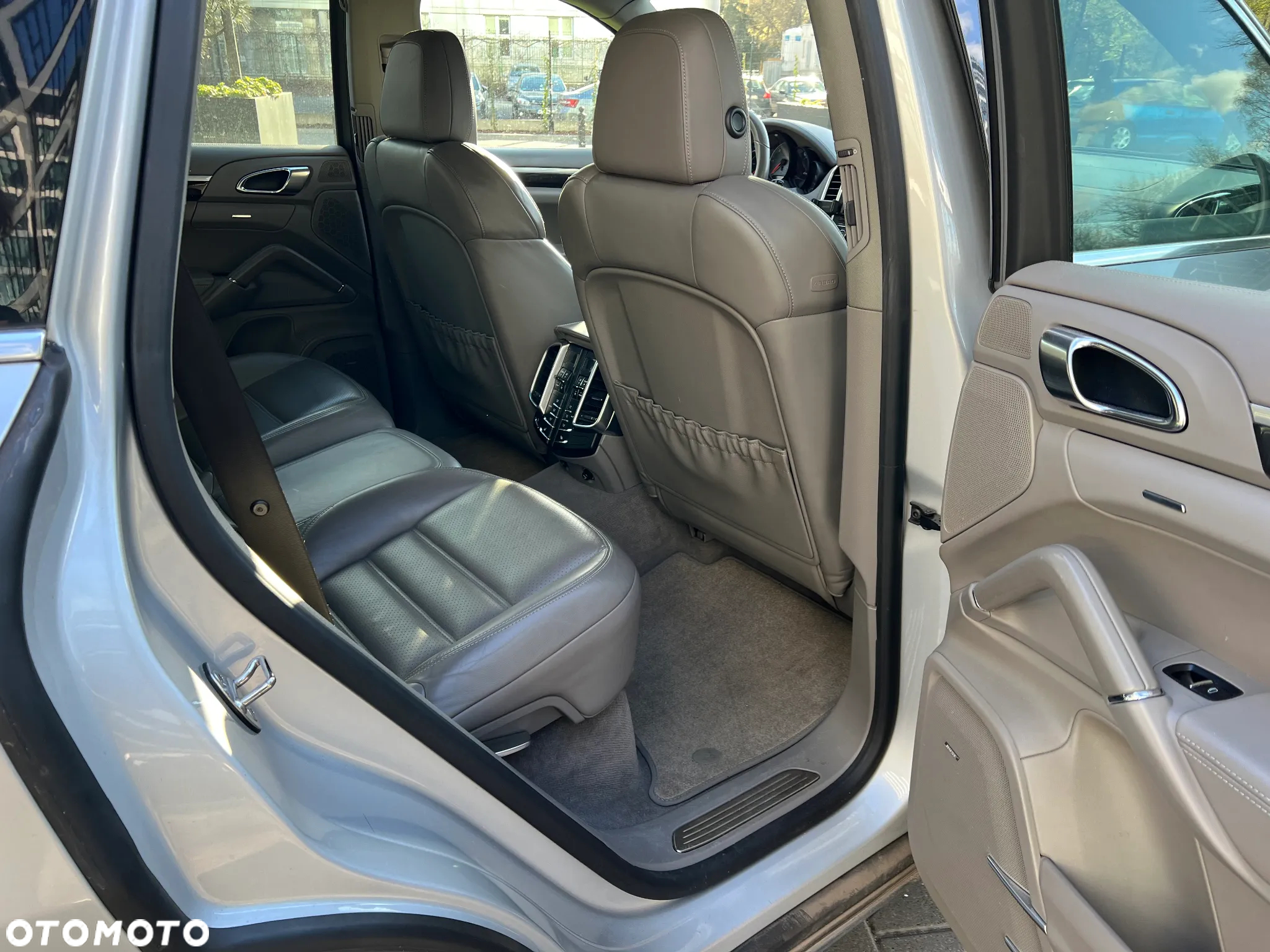 Porsche Cayenne S Diesel - 18