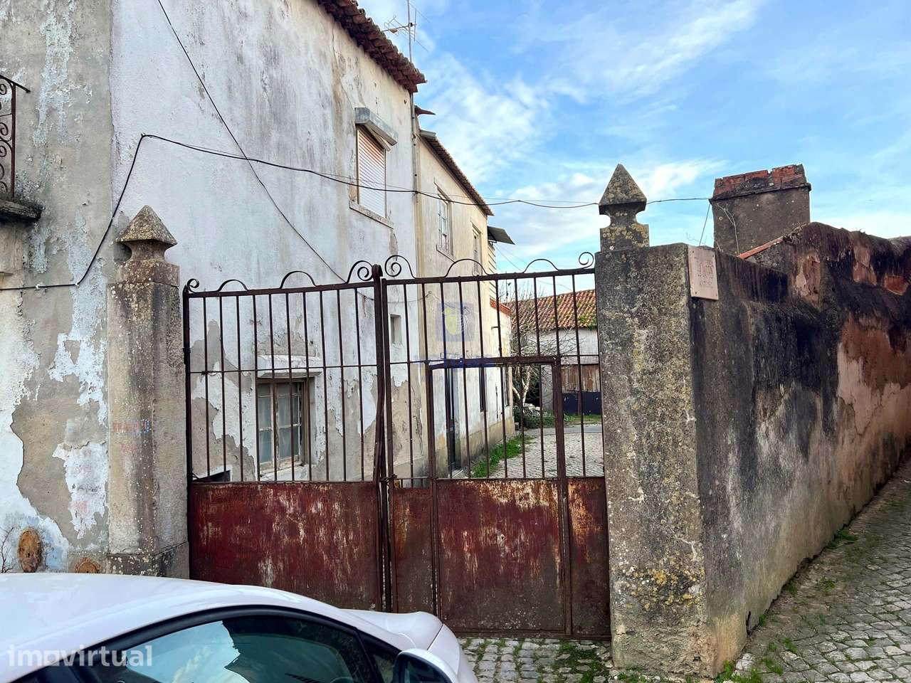 Baixa de Preço !!!! Villa para Recuperação na Labrujeira - Ventosa - A - Grande imagem: 3/45
