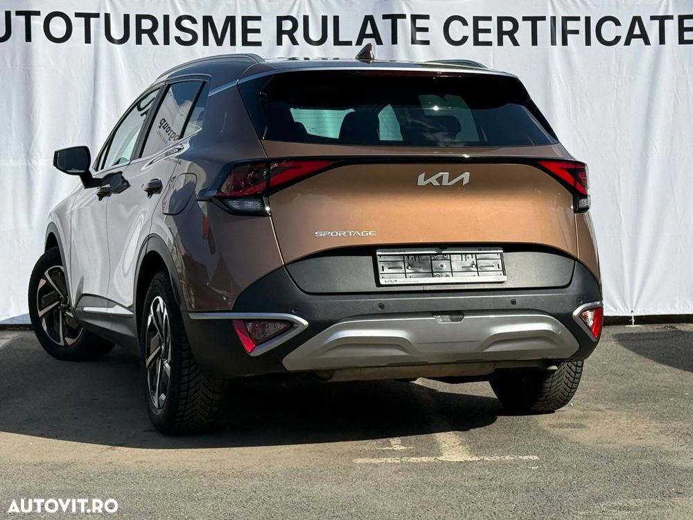 Kia Sportage 1.6 T-GDI MHEV 7DCT HP 4x4 Business Line - 6