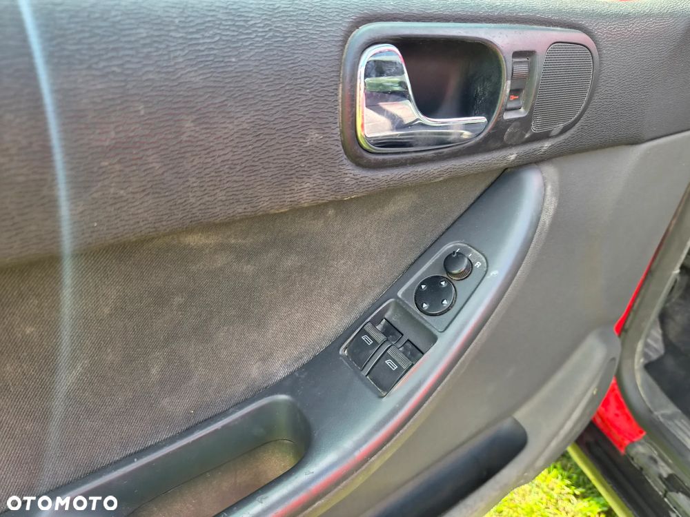 Audi A3 3-drzwiowe 1.9 TDI Ambiente - 9