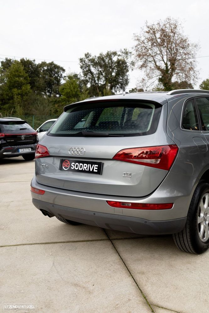 Audi Q5 2.0 TDI quattro - 32