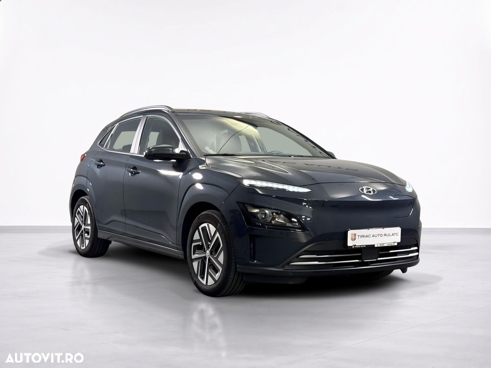 Hyundai KONA - 8