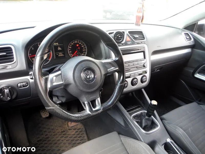 Volkswagen Scirocco 2.0 TDI Blue Motion Technologie Edition - 24