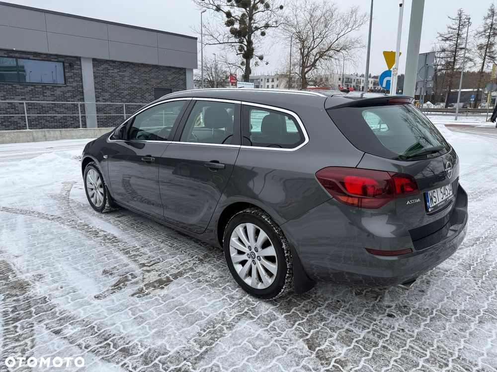 Opel Astra 1.4 T Cosmo - 7