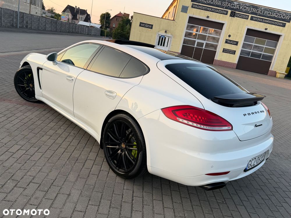 Porsche Panamera 4 Edition - 22