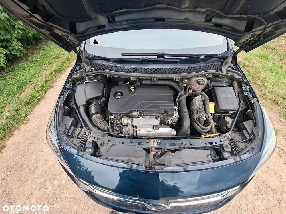 Opel Astra 1.4 T Dynamic - 10