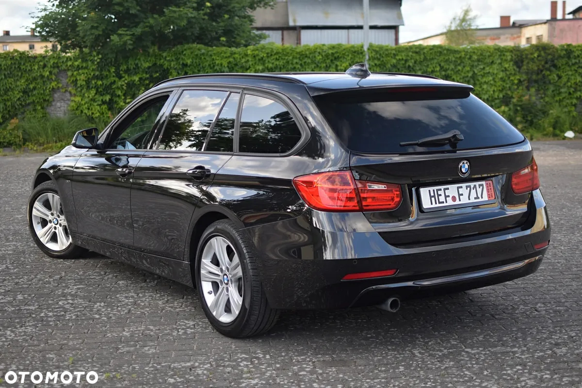 BMW Seria 3 318d Touring Sport Line - 8